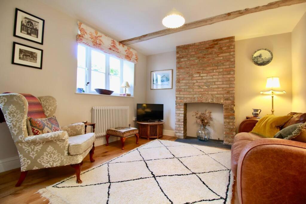 14Th Century Rose Cottage, Centre Of Alfriston By Air Premier المظهر الخارجي الصورة